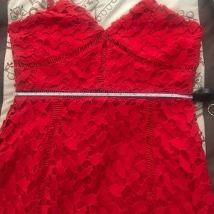 Lulu’s red lace midi dress